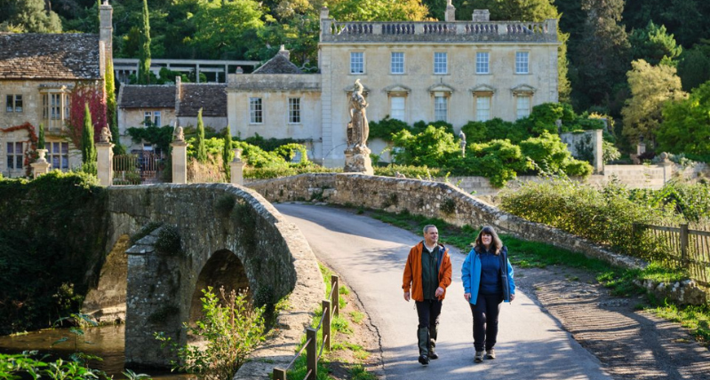 Drive and Stroll at Iford Manor, Wiltshire